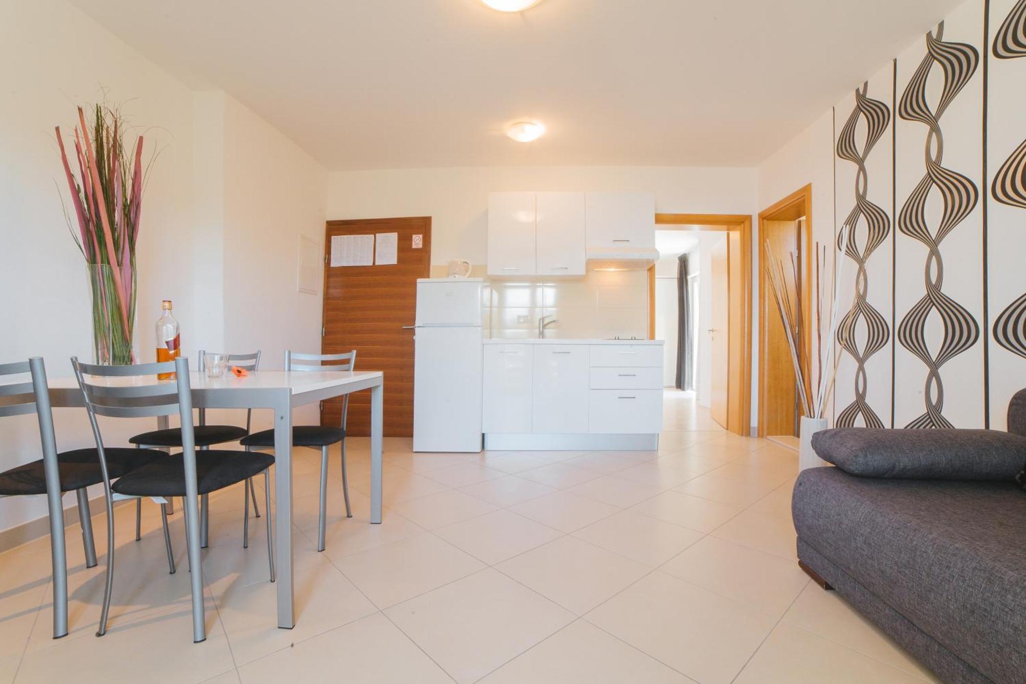 Apartments Sea View Omiš Kültér fotó